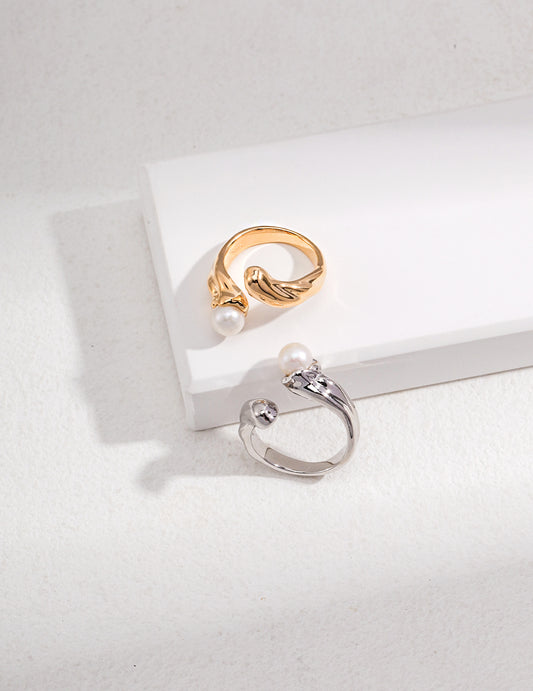 Natural Freshwater Pearl Series - Single Pearl Asymmetrical Ring.